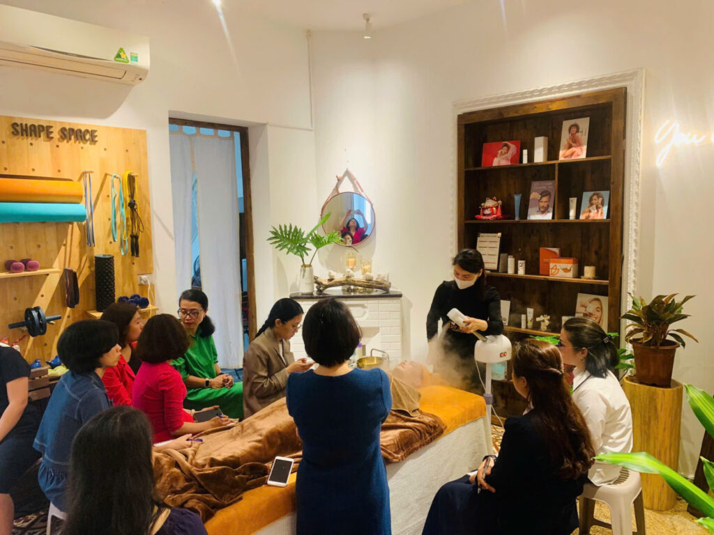 đào tạo Her S Academy